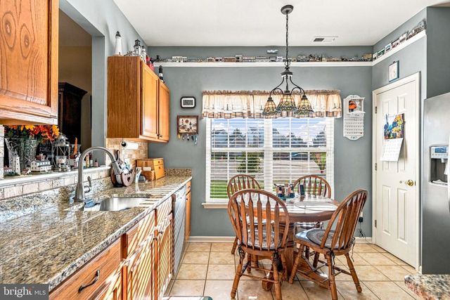 2 MADISON CT, Edgewater Park Twp, NJ 08010