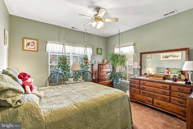 2 MADISON CT, Edgewater Park Twp, NJ 08010