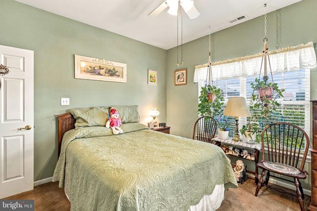 2 MADISON CT, Edgewater Park Twp, NJ 08010