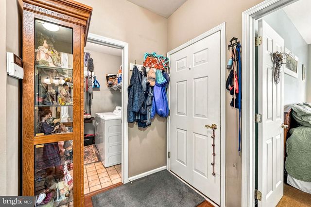 2 MADISON CT, Edgewater Park Twp, NJ 08010