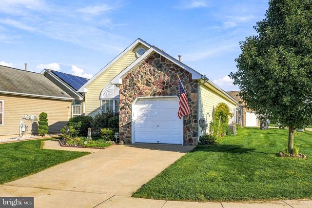 2 MADISON CT, Edgewater Park Twp, NJ 08010