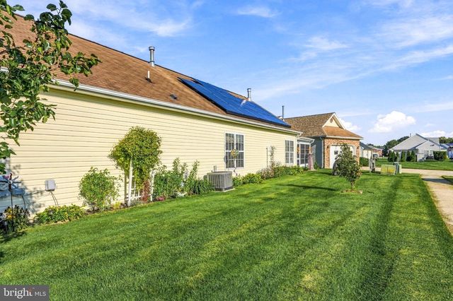 2 MADISON CT, Edgewater Park Twp, NJ 08010
