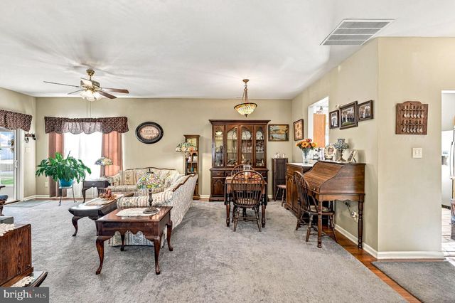 2 MADISON CT, Edgewater Park Twp, NJ 08010