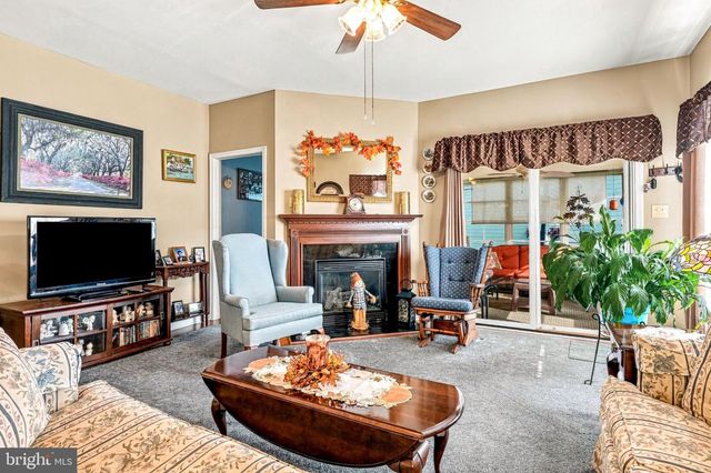 2 MADISON CT, Edgewater Park Twp, NJ 08010