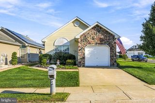 2 MADISON CT, Edgewater Park Twp, NJ 08010
