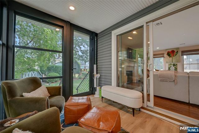 81 Riverview Avenue, Cliffside Park, NJ 07010