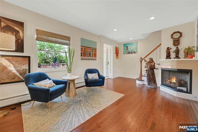 81 Riverview Avenue, Cliffside Park, NJ 07010