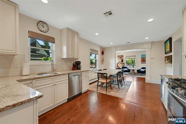 81 Riverview Avenue, Cliffside Park, NJ 07010