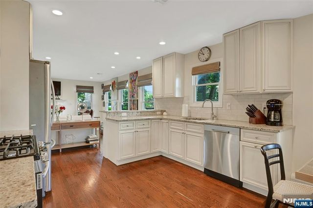 81 Riverview Avenue, Cliffside Park, NJ 07010
