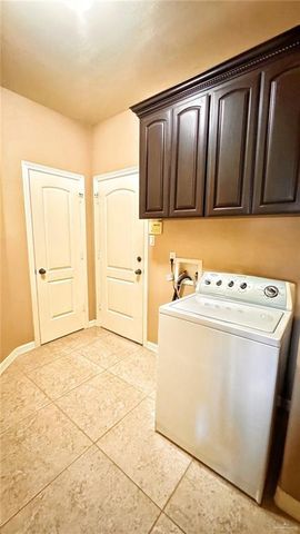 3821 Ripple Drive, Edinburg, TX 78541