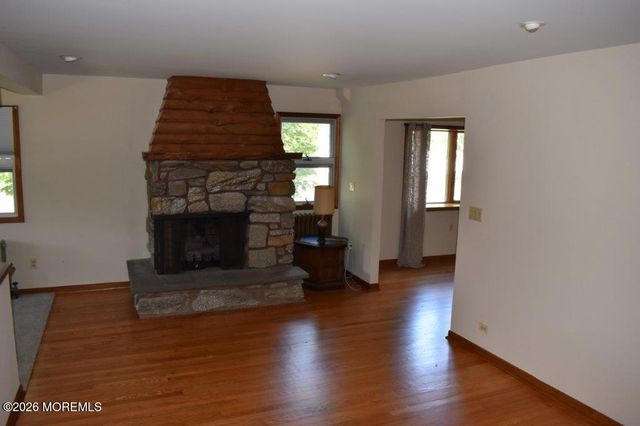 501 Cable Avenue, Beachwood, NJ 08722