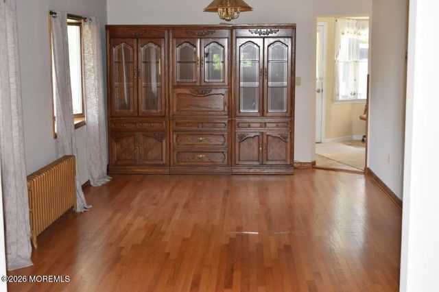 501 Cable Avenue, Beachwood, NJ 08722