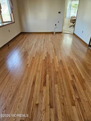 501 Cable Avenue, Beachwood, NJ 08722