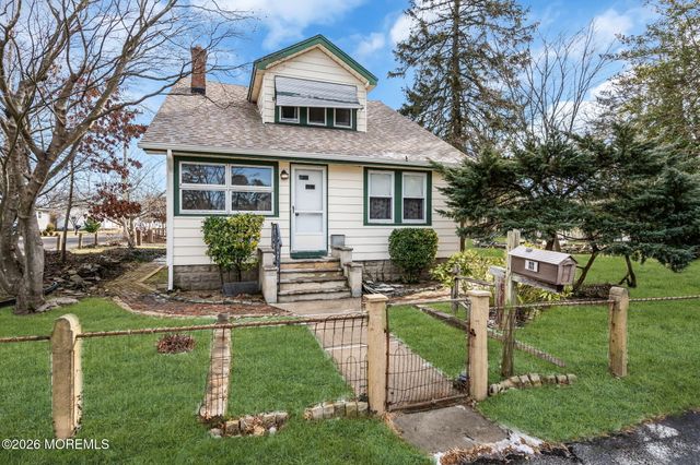 501 Cable Avenue, Beachwood, NJ 08722