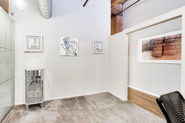 1250 W Van Buren Street 1A, Chicago, IL 60607