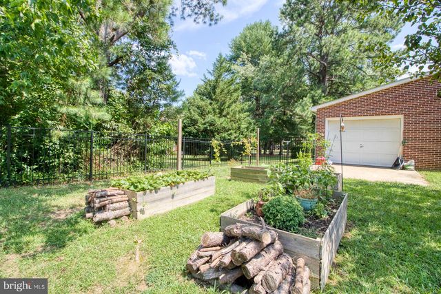 109 SUSSEX ST, Fredericksburg, VA 22405