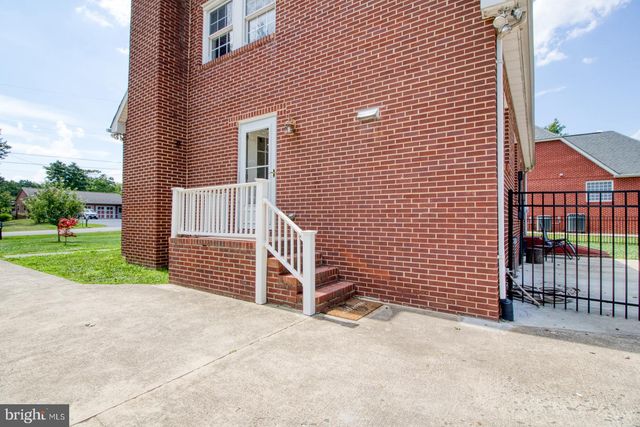 109 SUSSEX ST, Fredericksburg, VA 22405