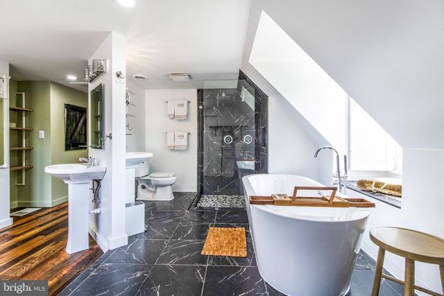 109 SUSSEX ST, Fredericksburg, VA 22405