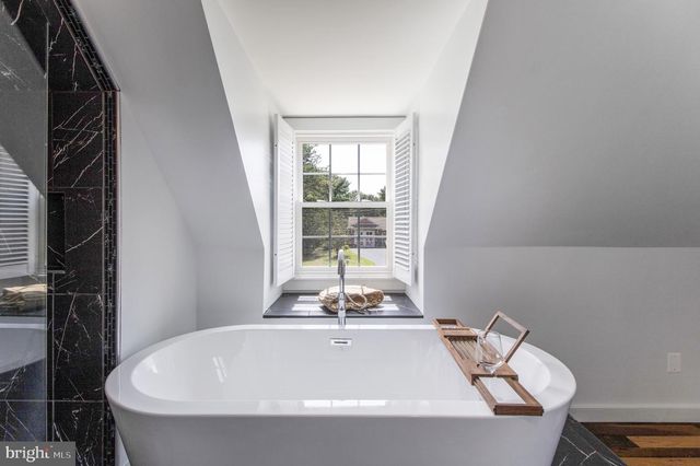 109 SUSSEX ST, Fredericksburg, VA 22405