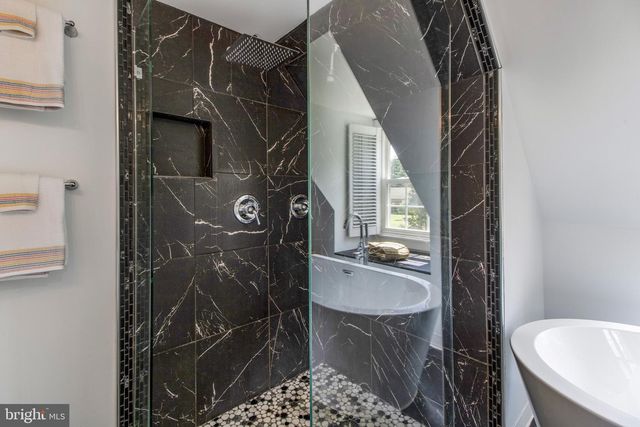 109 SUSSEX ST, Fredericksburg, VA 22405