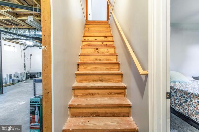 109 SUSSEX ST, Fredericksburg, VA 22405