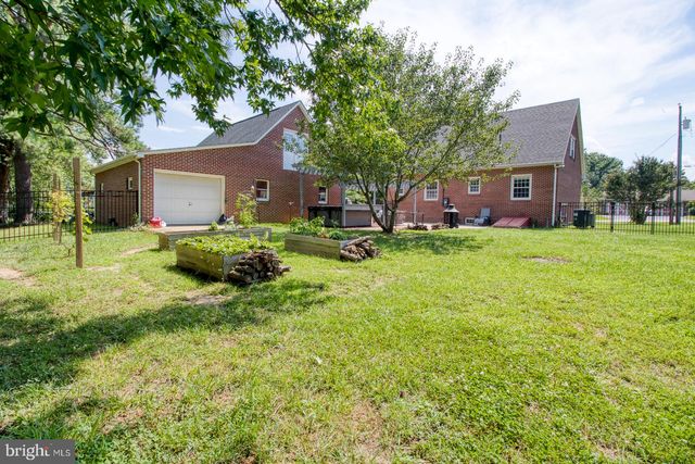 109 SUSSEX ST, Fredericksburg, VA 22405