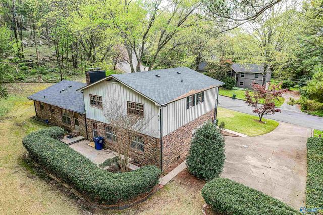 8013 Tea Garden Road, Huntsville, AL 35803