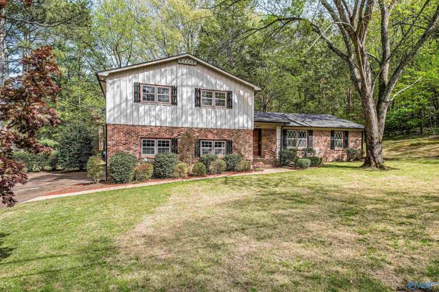 8013 Tea Garden Road, Huntsville, AL 35803