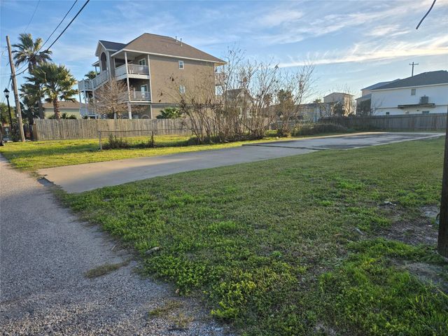 1013 63rd Street, Galveston, TX 77551
