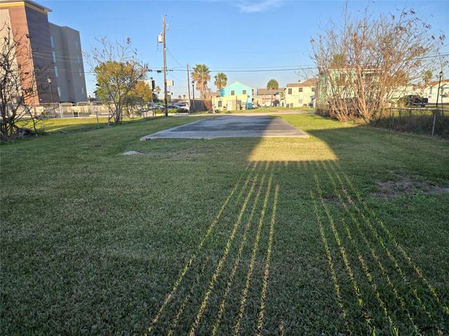 1013 63rd Street, Galveston, TX 77551