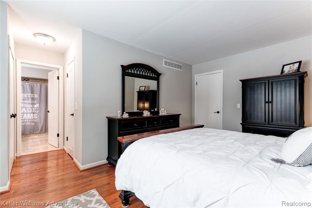 44985 Steeple Path, Novi, MI 48375