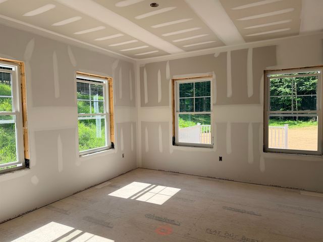 101A Seaverns Bridge Road, Merrimack, NH 03054