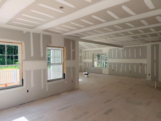 101A Seaverns Bridge Road, Merrimack, NH 03054