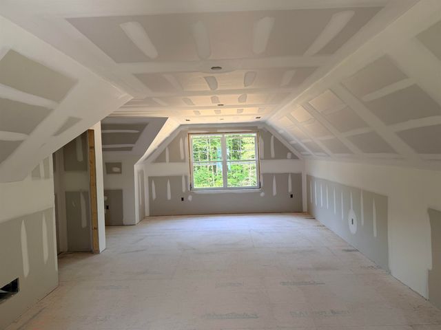 101A Seaverns Bridge Road, Merrimack, NH 03054