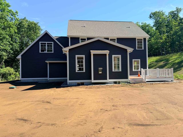 101A Seaverns Bridge Road, Merrimack, NH 03054