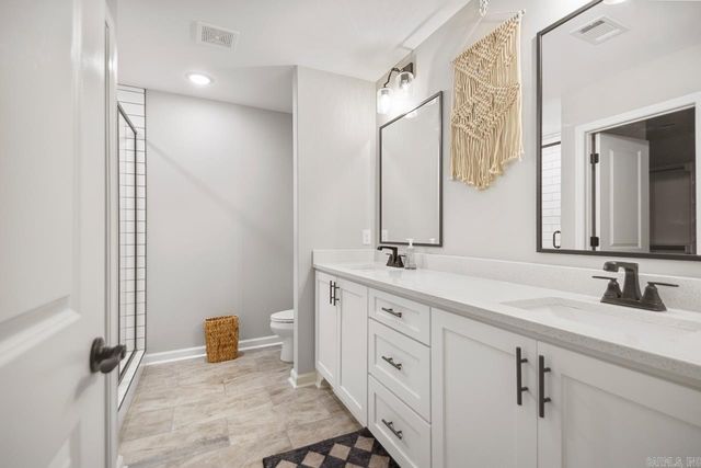 1465 Woolridge Drive Drive, Benton, AR 72019