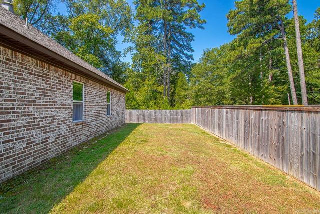 1465 Woolridge Drive Drive, Benton, AR 72019