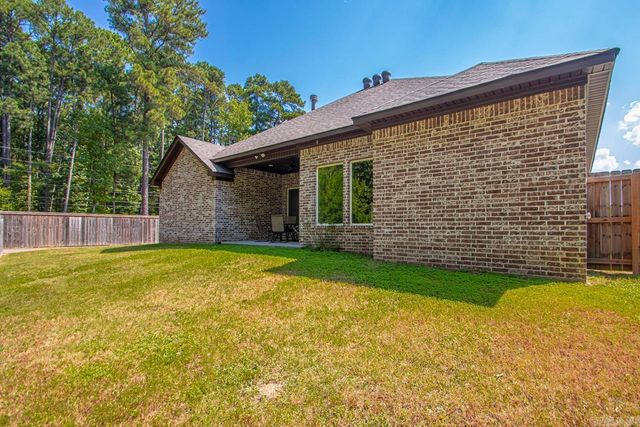 1465 Woolridge Drive Drive, Benton, AR 72019