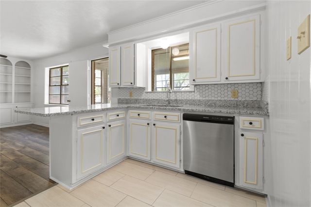 3528 N Beaton Street, Corsicana, TX 75110