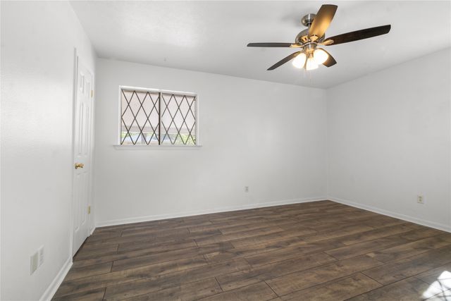 3528 N Beaton Street, Corsicana, TX 75110