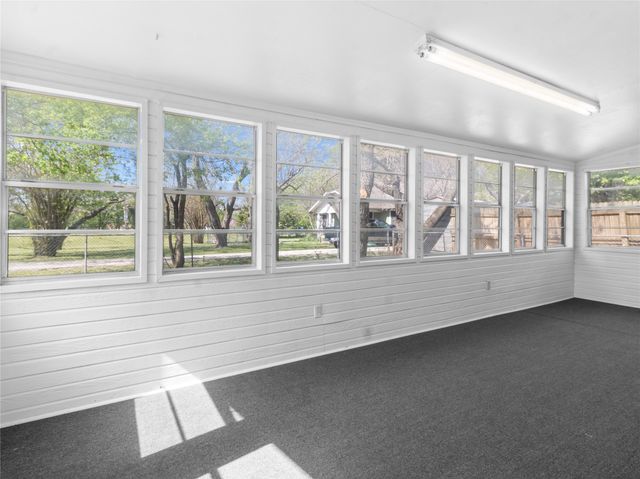 3528 N Beaton Street, Corsicana, TX 75110