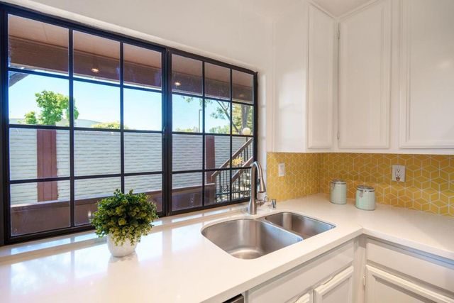 466 Costa Mesa Terrace D, Sunnyvale, CA 94085