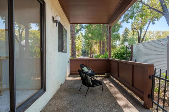 466 Costa Mesa Terrace D, Sunnyvale, CA 94085