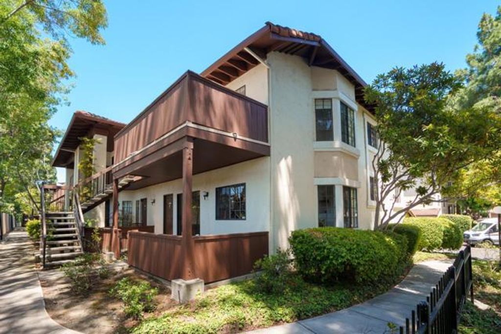 466 Costa Mesa Terrace D, Sunnyvale, CA 94085