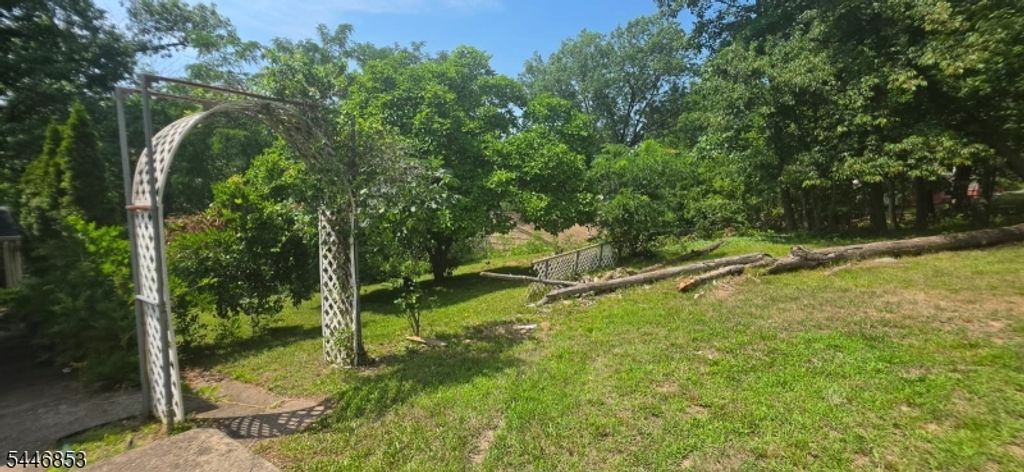 70 Wood Ave, Woodbridge Twp., NJ 08830 — photo 4