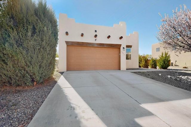 3074 FLORAS DEL SOL, Santa Fe, NM 87507