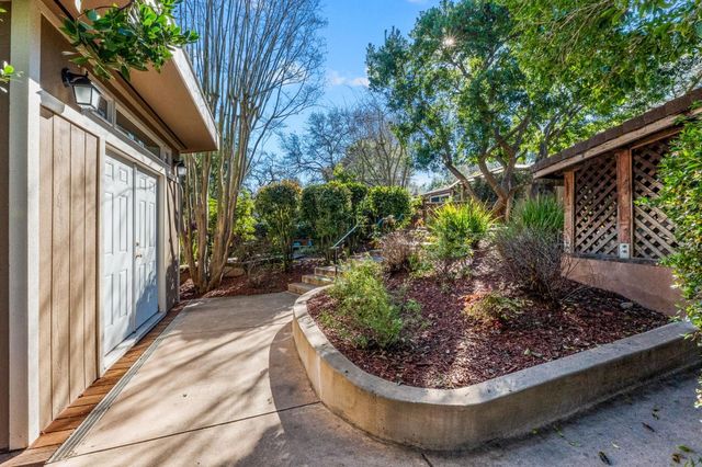 27856 Black Mountain Road, Los Altos Hills, CA 94022