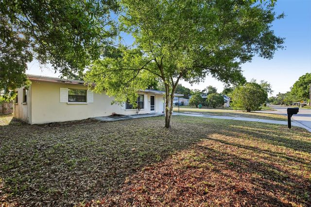 1415 WOOD AVENUE, Clearwater, FL 33755