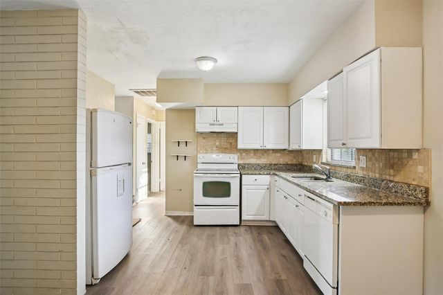 1415 WOOD AVENUE, Clearwater, FL 33755