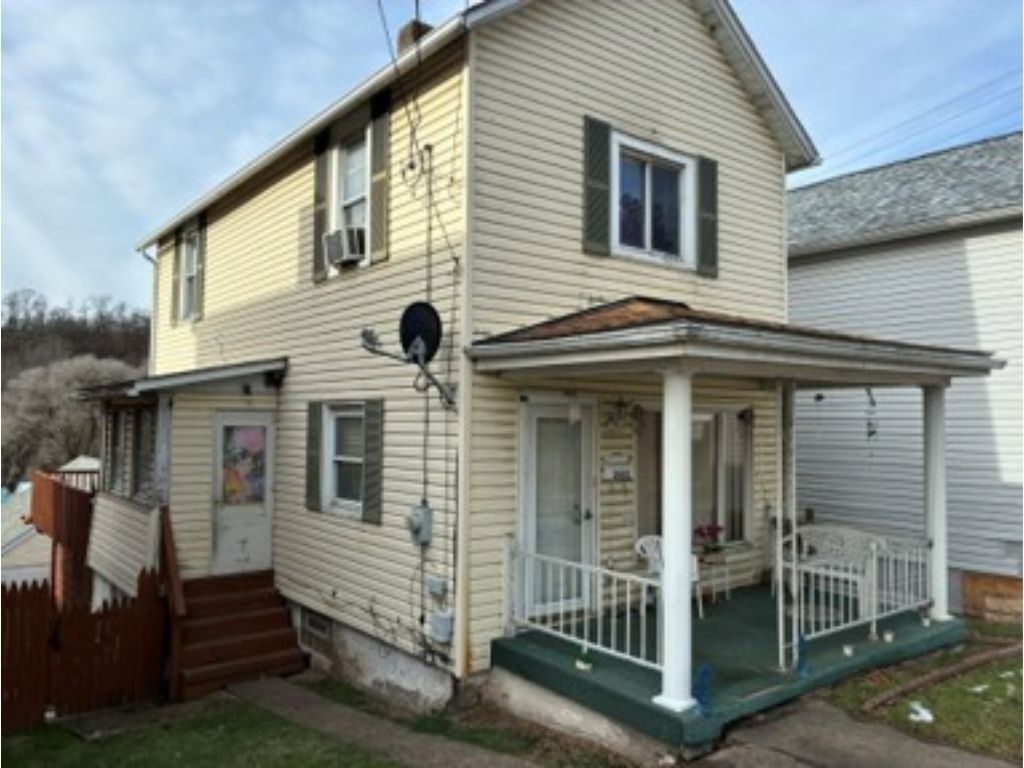 2602 Liberty Way, Liberty Boro, PA 15133